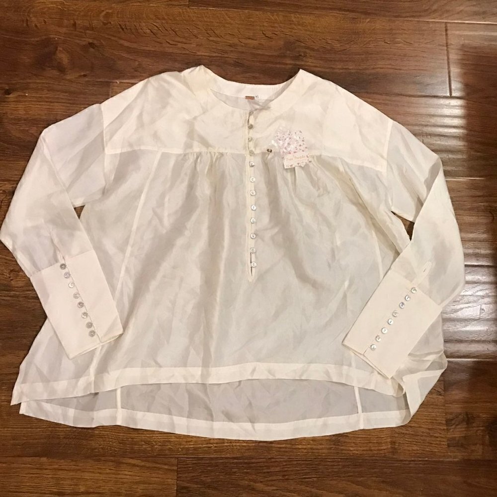 Free People NWT Live to Tell teensy button top - Picture 3 of 9